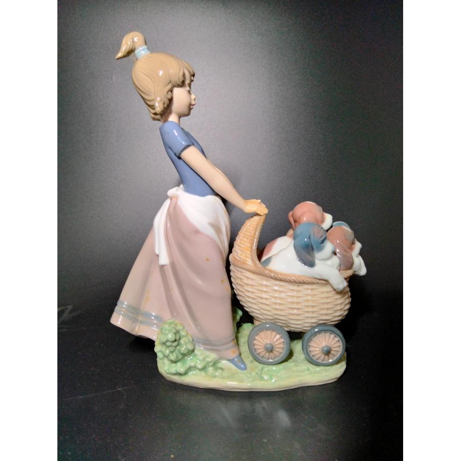 LLADRO（リヤドロ） 子犬たちとお散歩 5364 フィギュリン 陶器人形