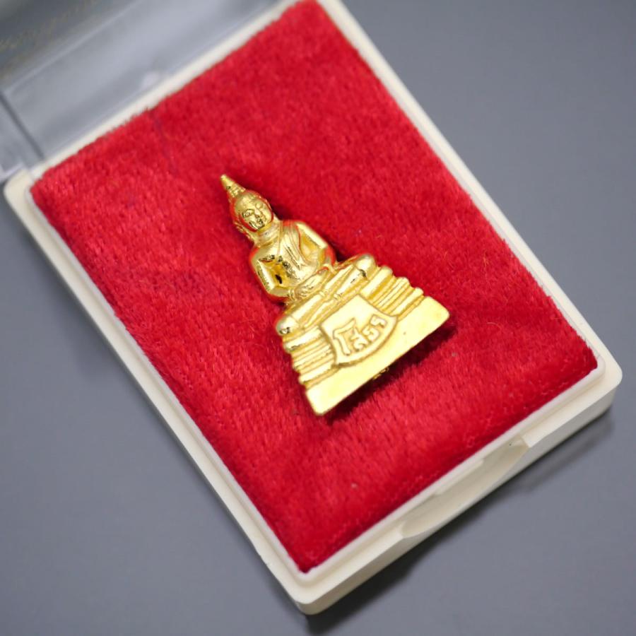 タイ-ワット・ソートンのプラクルアンその3 金色の御神体 タイでは超