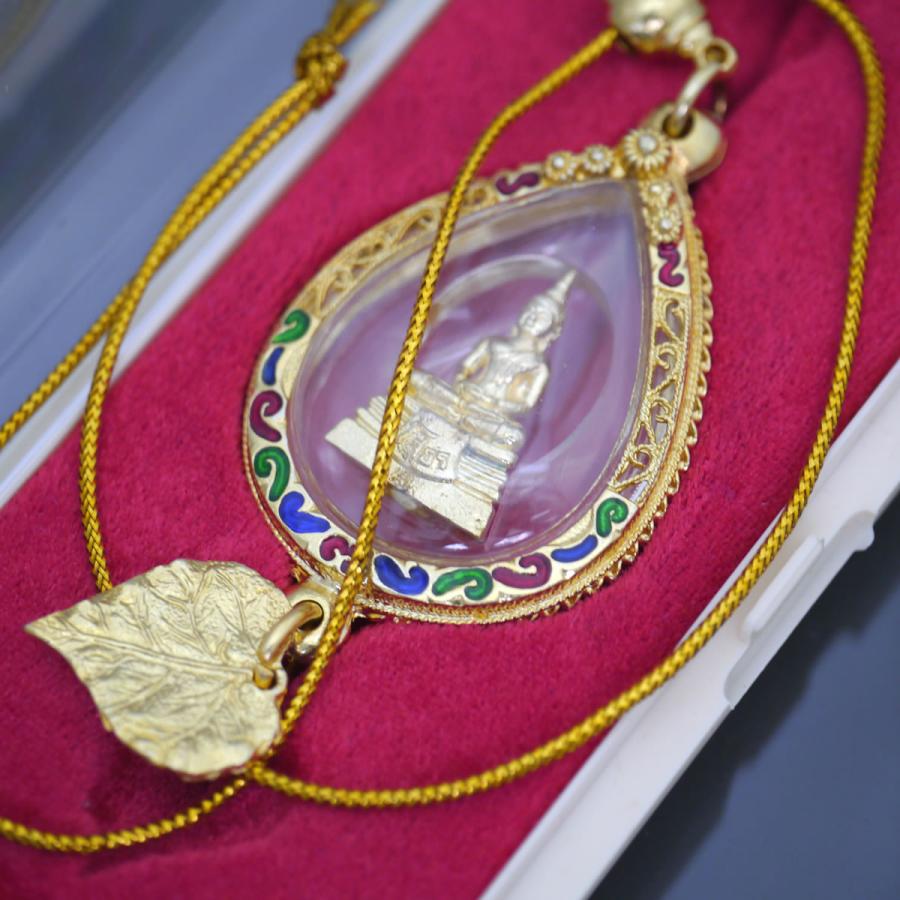 タイ-ワット・ソートンのプラクルアンその7タイでは超有名なお守りの