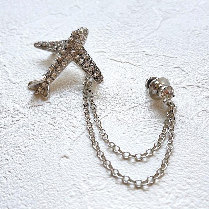 ブローチ メンズ ラペルピン 飛行機 チェーン取り外し可能 エアポート