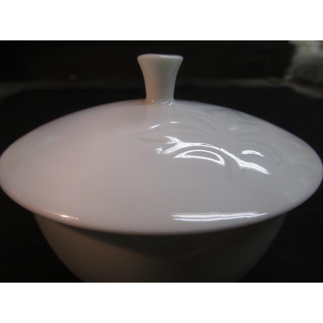 奥川忠右衛門 有田焼 白磁 葉彫文 湯呑茶碗 5客 蓋付湯呑 陶芸 作家