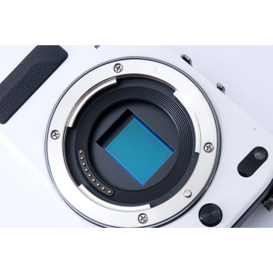 EOS M キヤノン ミラーレス CANON ホワイト レンズキット 中古 新品SD