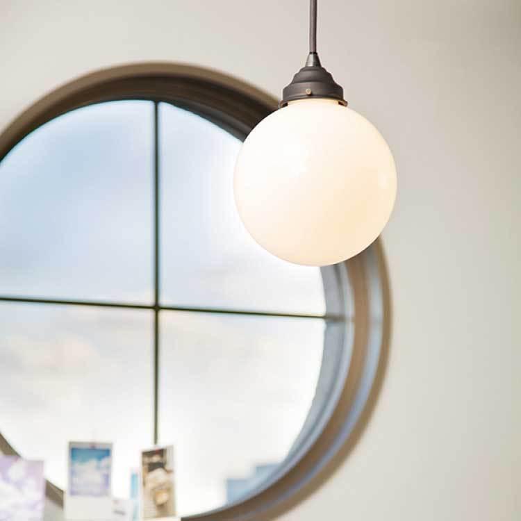 ペンダントライト ボール型 球体 丸い ホワイト クリアー ガラス製 1灯