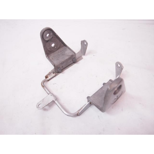 ゼファー400カイ純正ライトステー 目立つ曲がりなし 交換仕上げに