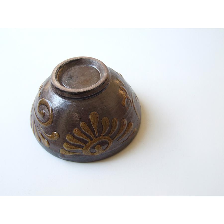 やちむん 民藝 壺屋焼 陶藝玉城5寸椀 小鉢 飛鉋にイッチン : おまめ