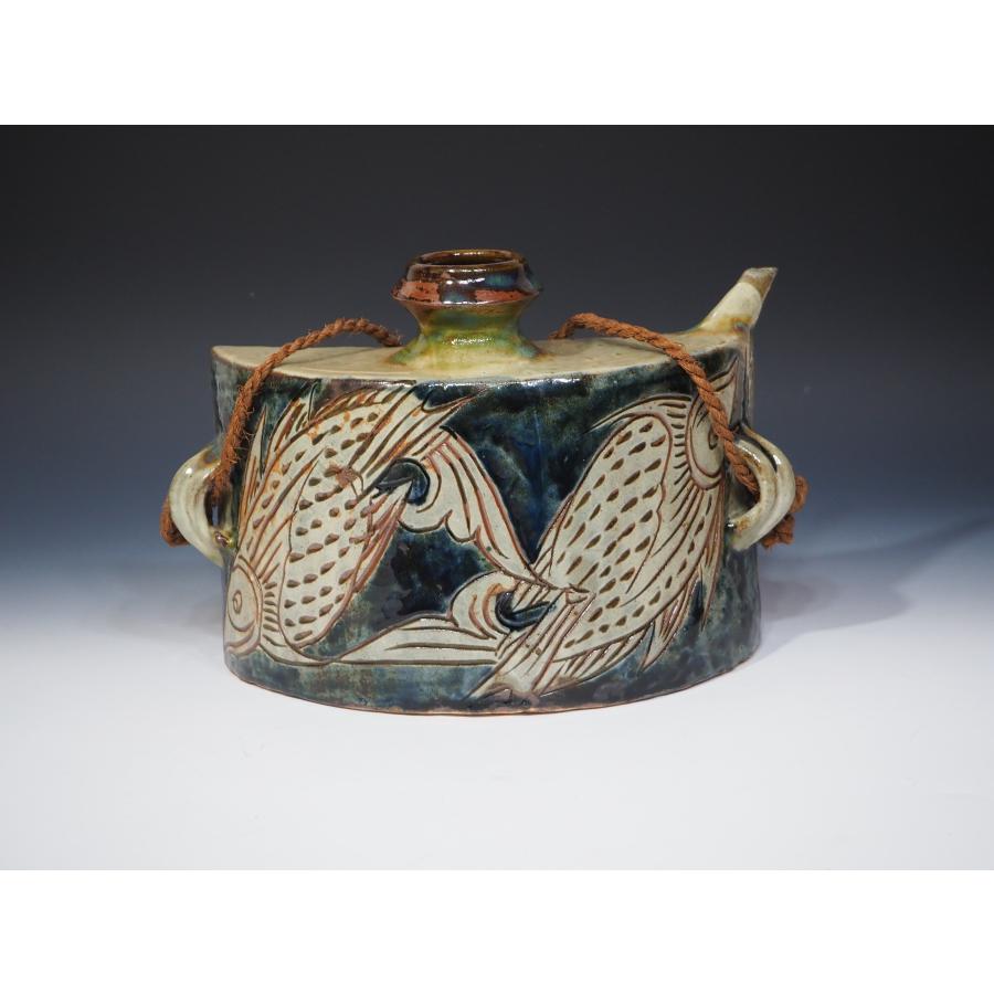 本物保証】金城次郎 魚紋抱瓶 共箱 栞 人間国宝 壺屋焼 壷屋焼 双魚紋