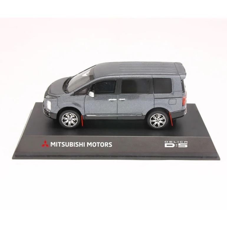 三菱（MITSUBISHI） デリカD：5 1/43サイズモデルカー