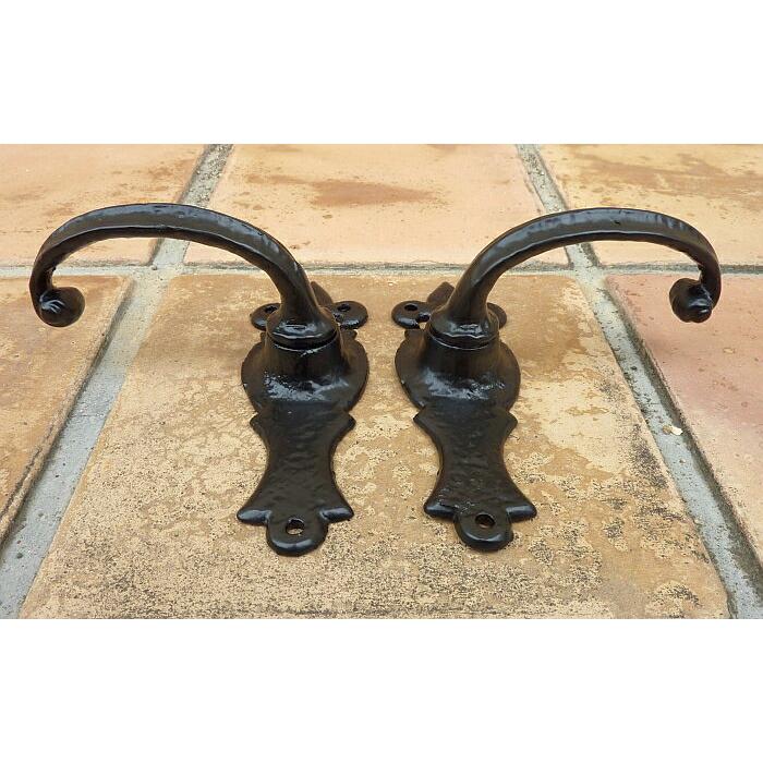 アイアンのドアノブ イギリス製 カークパトリック : ペットグッズの