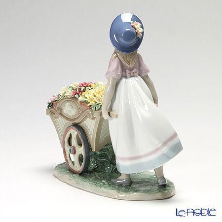 LLADRO（リヤドロ） 並行輸入品 可愛いお花屋さん 06521 : ブランド