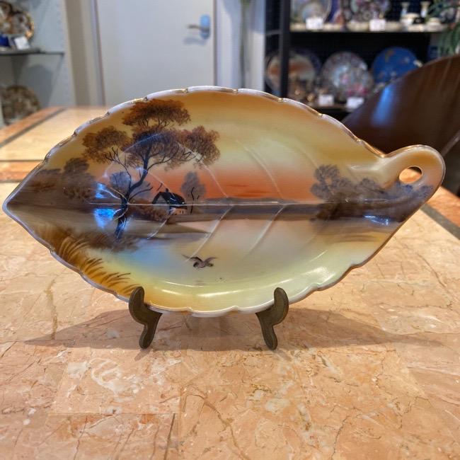ノリタケ オールドノリタケ 湖畔の風景画 木の葉型プレート ツリー