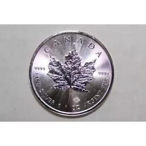 2015 $5 カナダ メープル リーフ 1 オンス .9999 上質銀貨 5 ドル