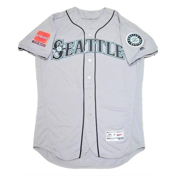 イチロー直筆サイン#51及び引退日付書込マリナーズ公式ロード