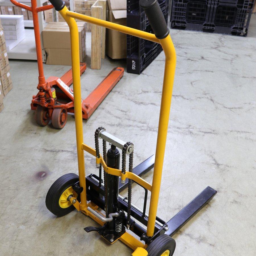 セール 佐川急便直送 フォークリフト 低床タイプ 足踏油圧式 最大積載