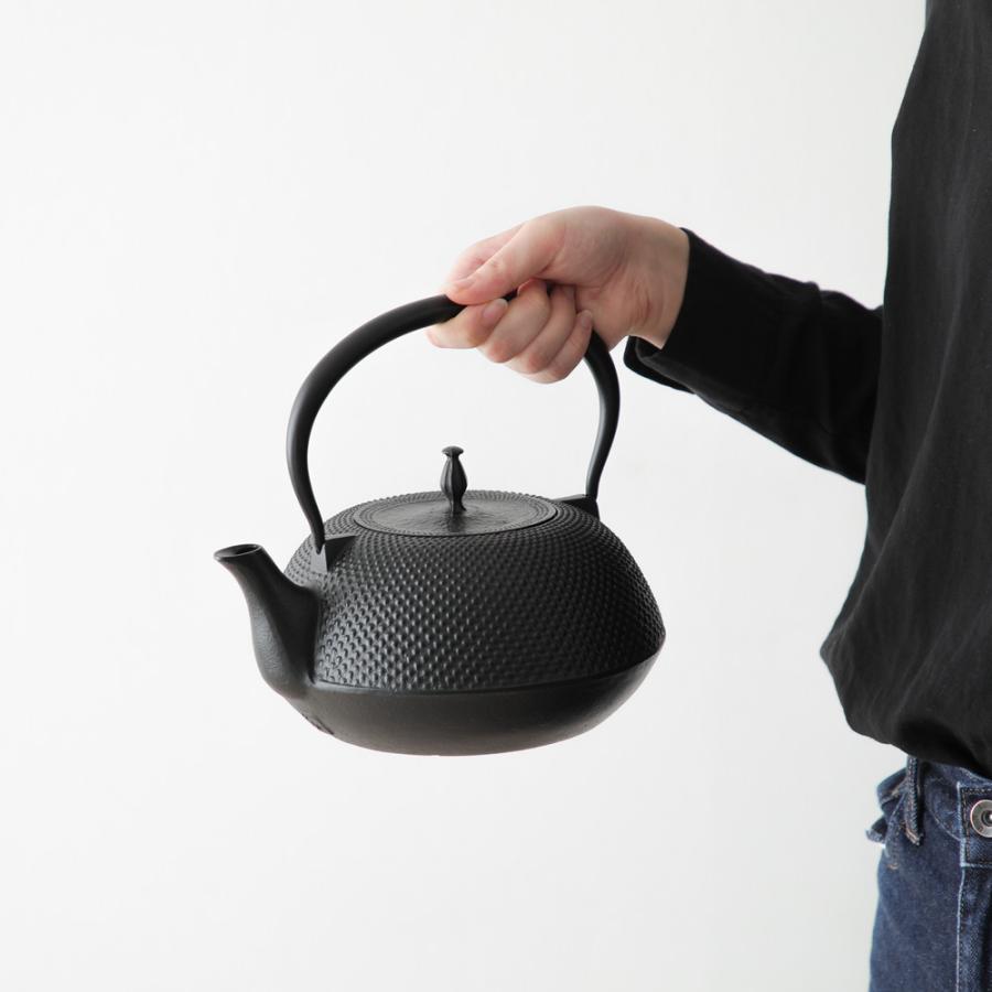 鉄瓶 敷板名入れ無料 南部鉄器 丸南部あられ 1.5L MT-212 白湯 鉄分