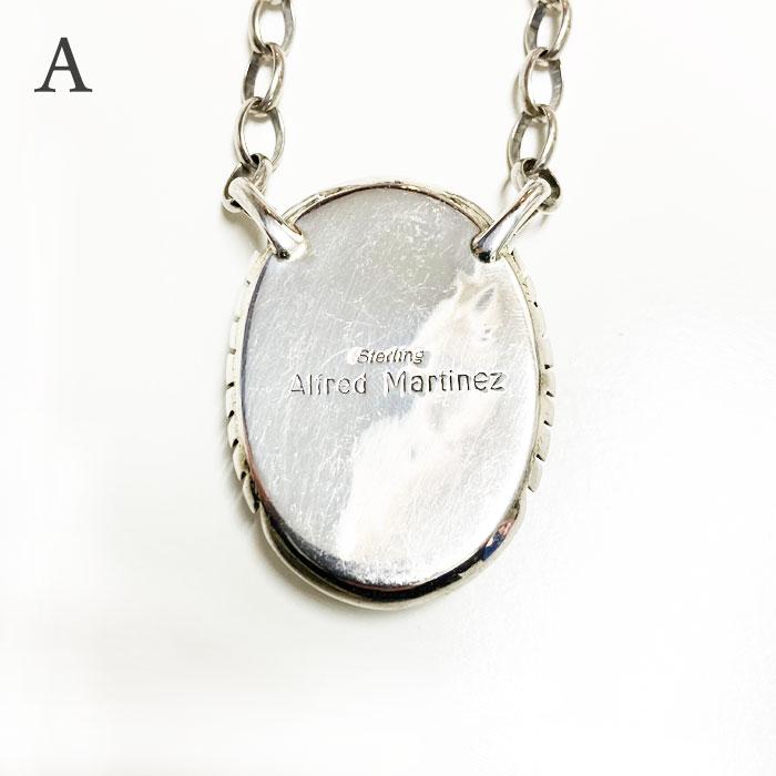 インディアンジュエリー ナバホ キングマンターコイズ ペンダント