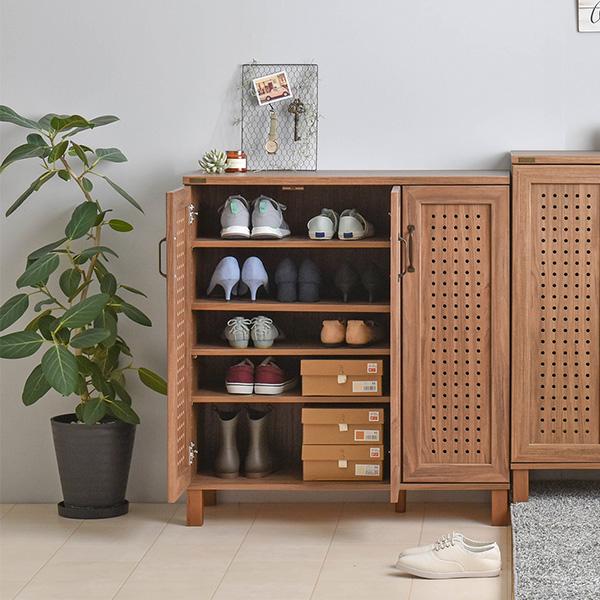 大特価】シューズキャビネット 下駄箱 4段 扉付き 靴箱 家庭用 組立