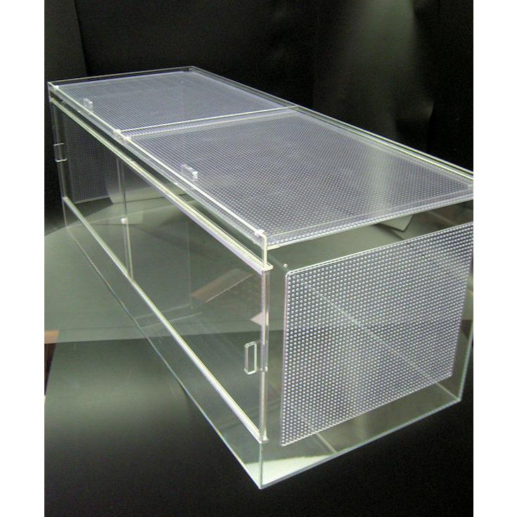 爬虫類用ケージ幅120センチ