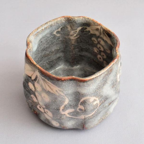 火入 茶道具 玉山窯 木瓜形 鼠志野火入 : 茶道具専門店 (有)菊池商店