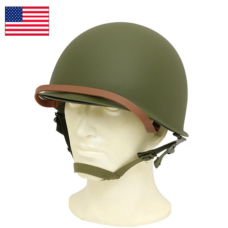 旧米軍用鉄帽と中帽（ブラスチック製）