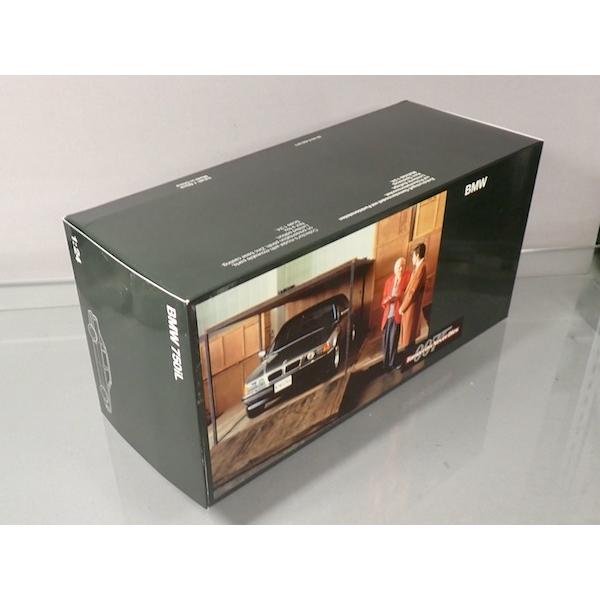 オートアート BMW社 特注 1/24 007 James Bond トゥモロー・ネバー