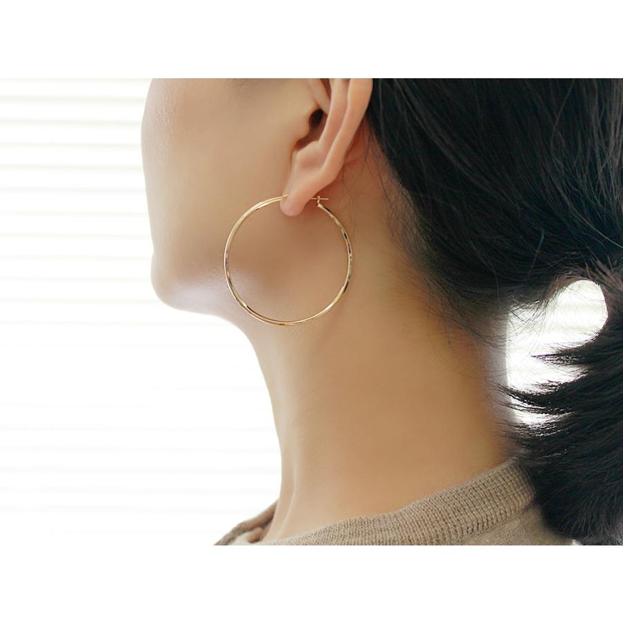 ピアス 18K Nejiri フープ 45 ひかり。地金 18Kピアス レディース 18金