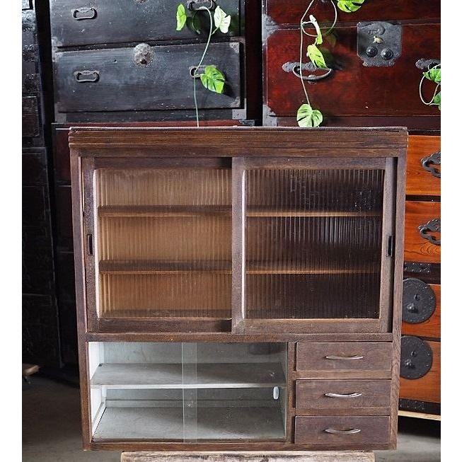 昭和レトロなモールガラス食器棚 昭和中期 古録展 送料別 Iサイズ 中古