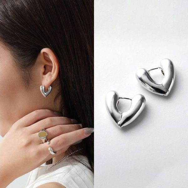 ANNIKA INEZ（アニカイネズ） ピアス Heart Hoops Sml E926-SML