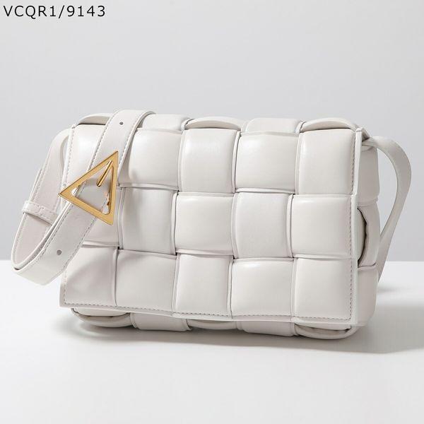 BOTTEGA VENETA（ボッテガ・ヴェネタ） ショルダーバッグ パデッド