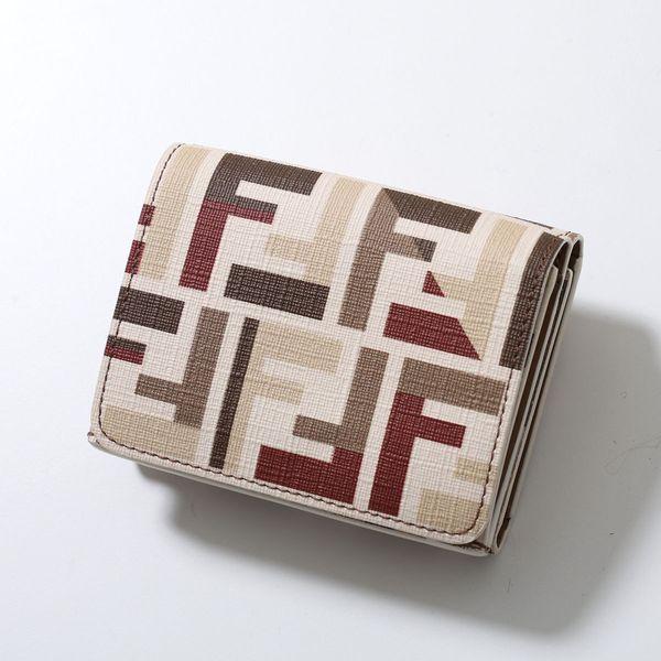 FENDI（フェンディ） 三つ折り財布 Roma ローマ ミディアム 8M0480