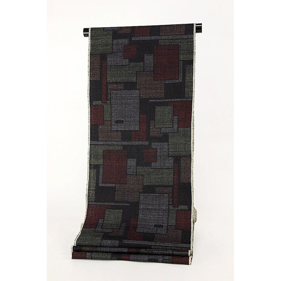 井上商事謹製 本場結城紬 黒 赤 きみどり80亀甲 反物正絹 重要無形文化