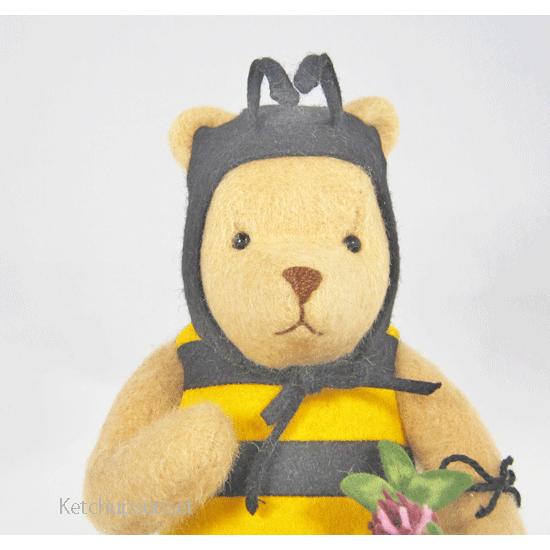 新品 くまのプーさん R John Wright作品 限定品 ぬいぐるみ 人形 新品