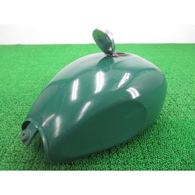 カワサキ（Kawasaki） エストレヤ タンク 緑 純正 中古 バイク 部品