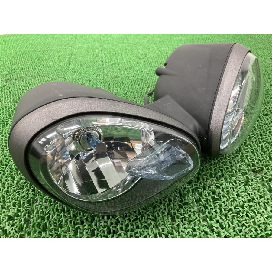 トライアフ純正ボンネビルヘツトライト擦り傷あり、