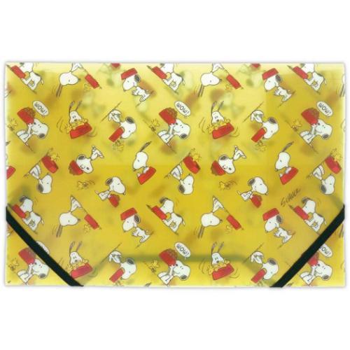 クリアファイル クリアフォルダ A5 Happiness is Red DISH スヌーピー