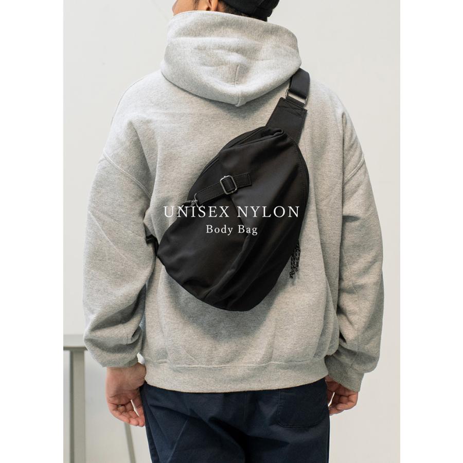 VitaFelice（ヴィータフェリーチェ） sale ボディバッグ メンズ 縦型