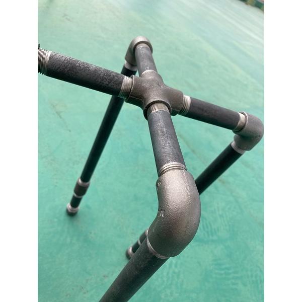 ガス管のDIYキット スツール脚 配管を使ったインダストリアル