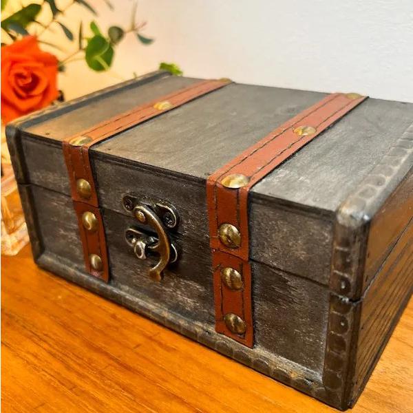 アンティーク調ウッドBOX（アッシュグレー）♪ 宝箱 収納雑貨 小物入れ