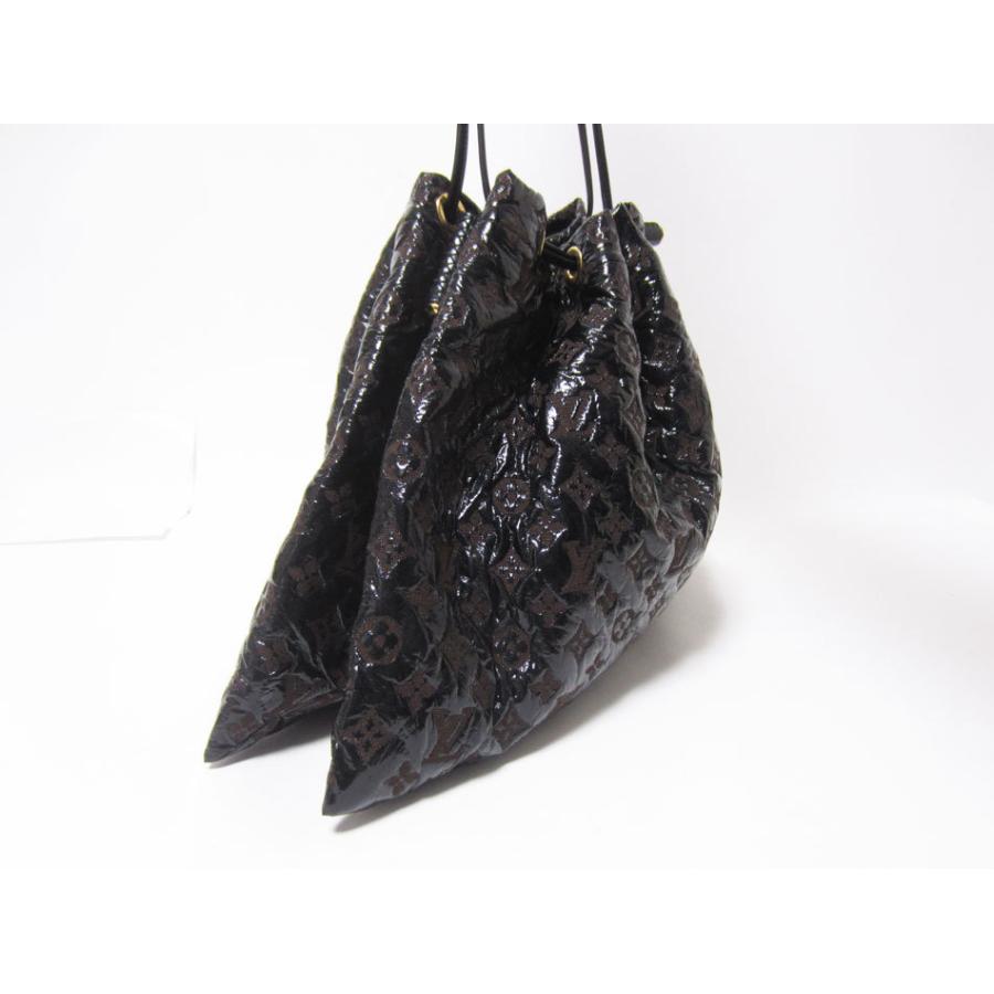 LOUIS VUITTON（ルイ・ヴィトン） 送料無料 スクイーチ 巾着