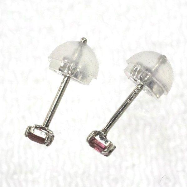 超希少 Pt900 レッドエメラルドピアス（0.099ct）ご覧になられたことが