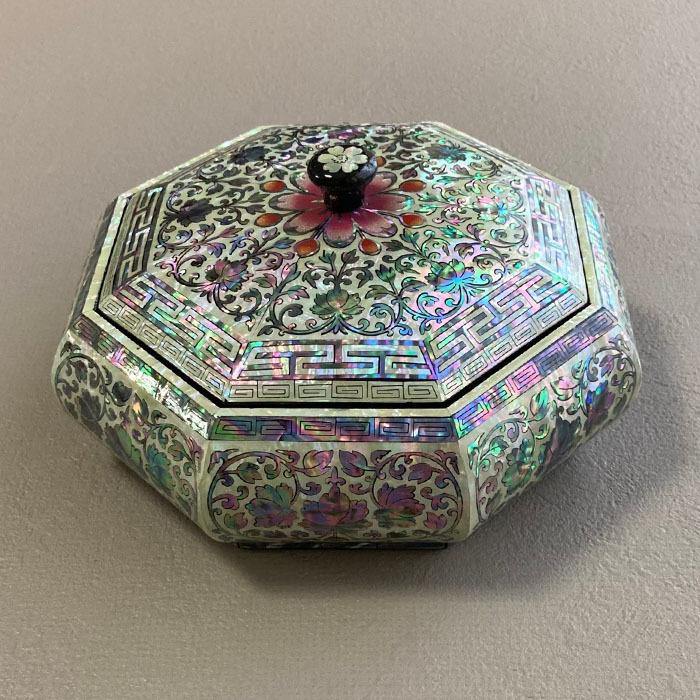 韓国漆螺鈿八角小物入れ菓子器 蝶 : チマチョゴリと韓国雑貨の専門店夢