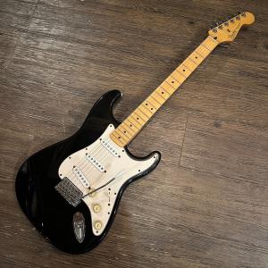 Fender（フェンダー） Fender Mexico Standard Stratocaster Electric