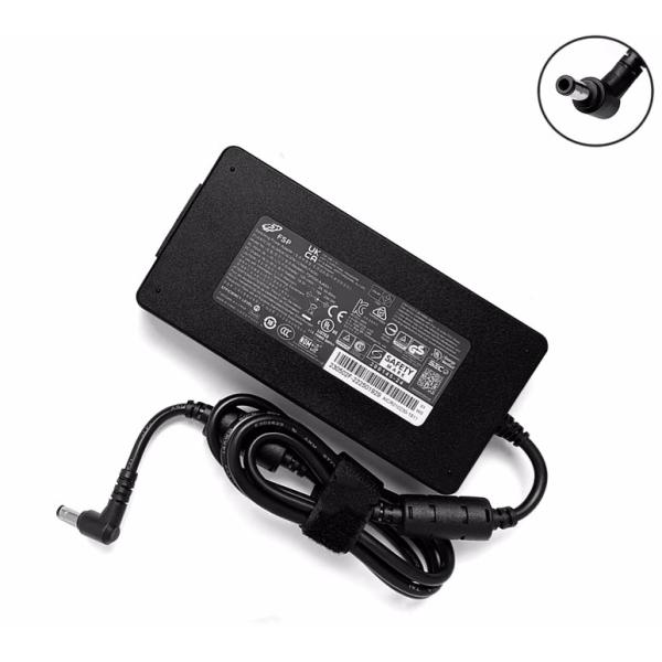 Intel NUC8i3beh ミニPC 本体と電源アダプター Intel NUC8i3beh ミニPC