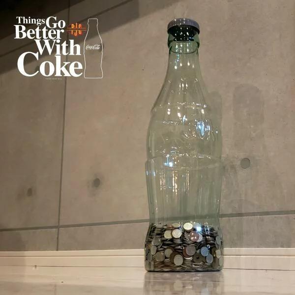 Coca Cola（コカコーラ） 貯金箱 CocaCola GIANT BOTTLE BANK 高さ60cm