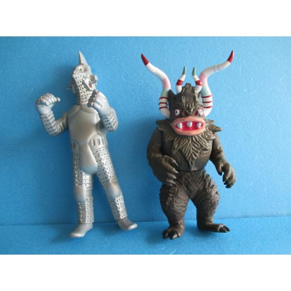 ☆ガバドン 2体 マーミット 2000年 ウルトラマンから ☆ガバドン 2体