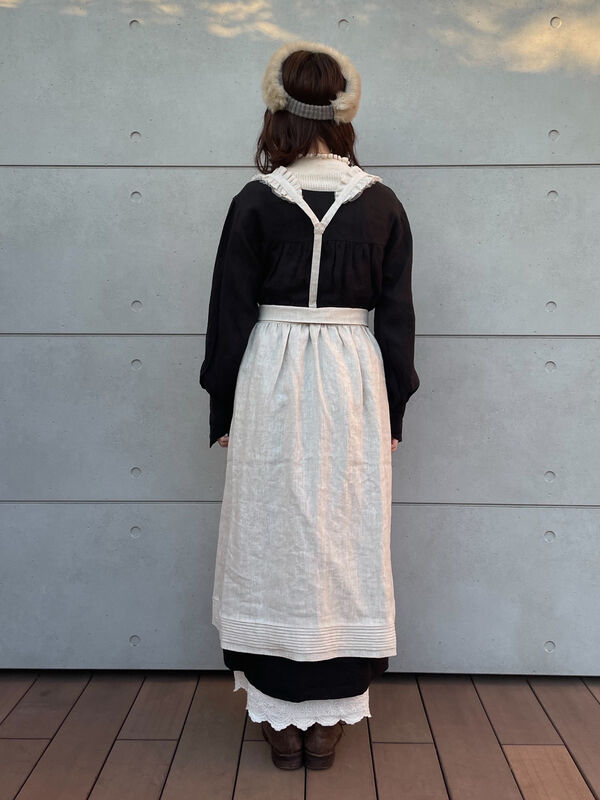 立川店/EC限定】リネンサス付エプロンスカート（オフホワイト/グレー