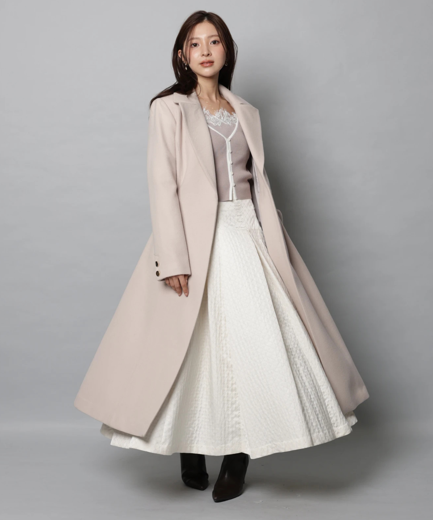 い*。様 未使用品 Apuweiser-riche ロングチェスターコート こげ