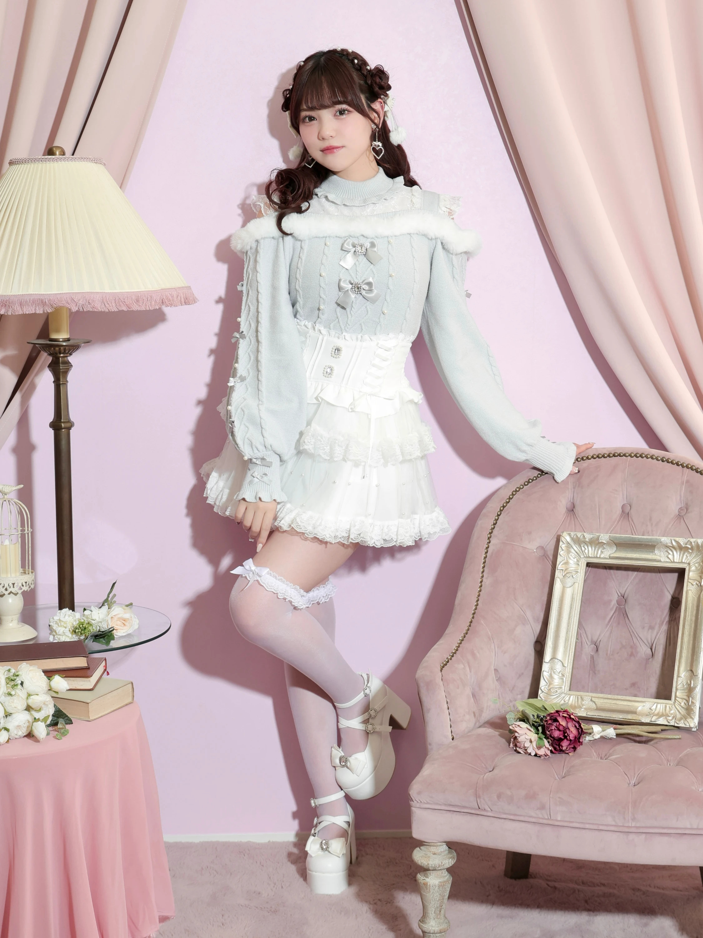 ビジューリボンケーブルオフショルファーニット（ニット・セーター