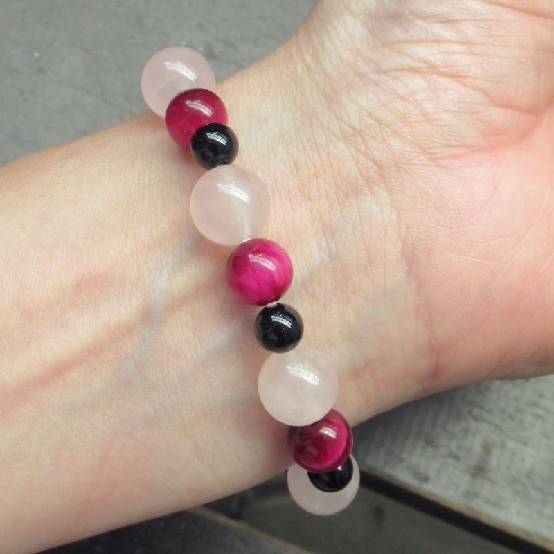 ズーンとくるよ！ピンクタイガーアイたんと水晶とローズクオーツたん