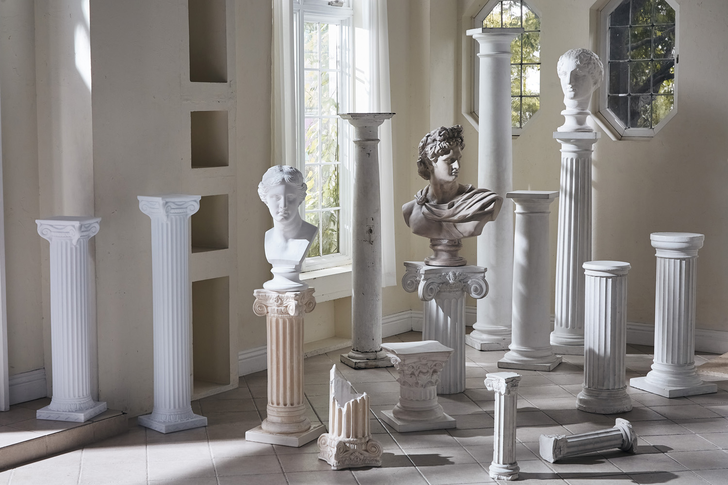 オブジェ 人物 石膏像大理石台 イタリア？ギリシャ？ 送料込み250818