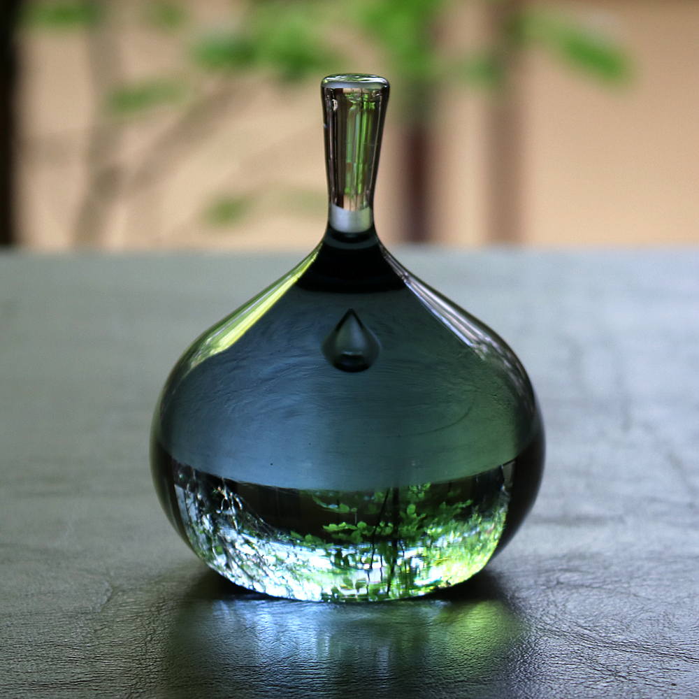 glass atelier えむに 「空のしずく」ペーパーウエイト | J-artist.com